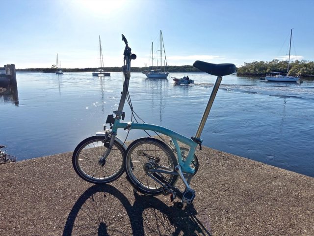 Brompton ou Dahon : choisir un vélo pliant urbain